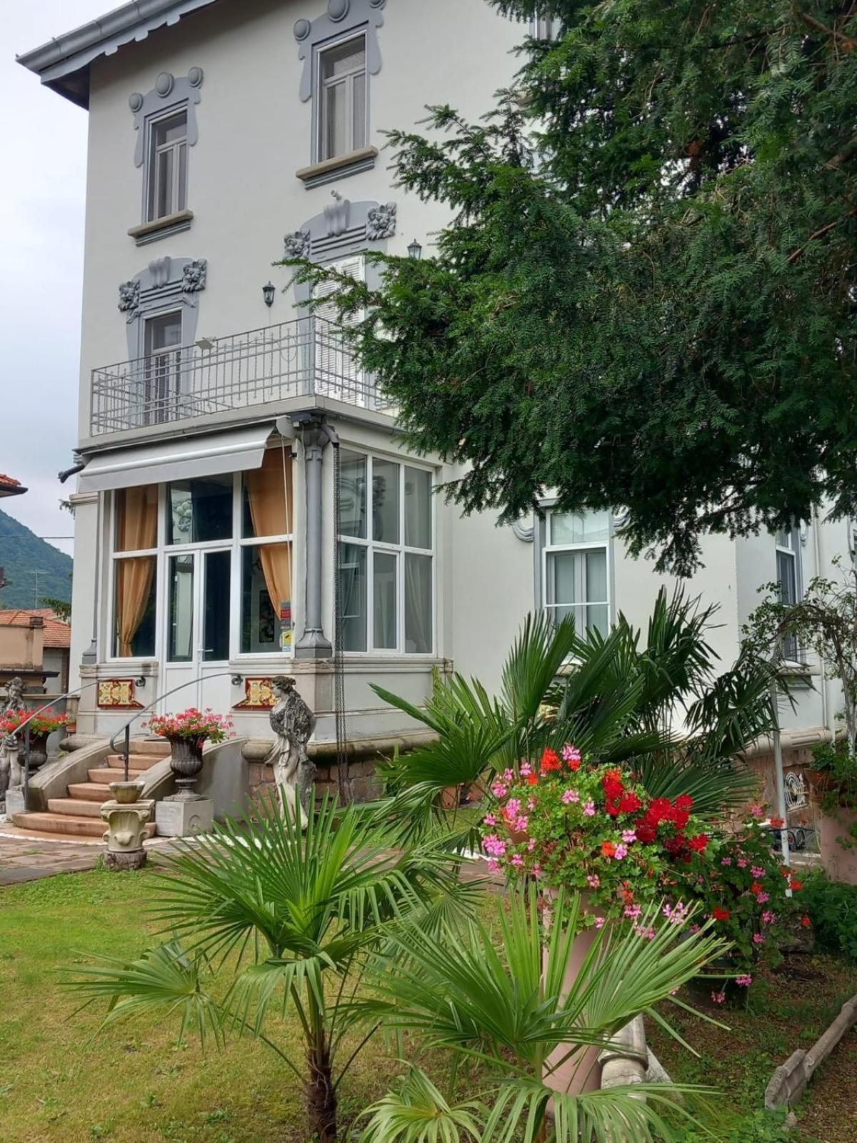 Villa Sapi Arcisate Ngoại thất bức ảnh